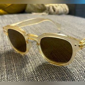 Izipizi sunglasses